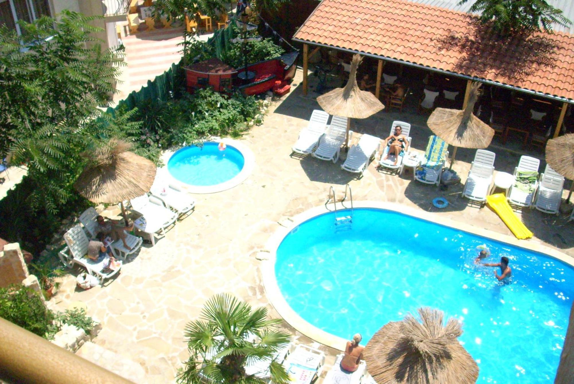 Family Hotel Tropicana Ravda Exterior foto