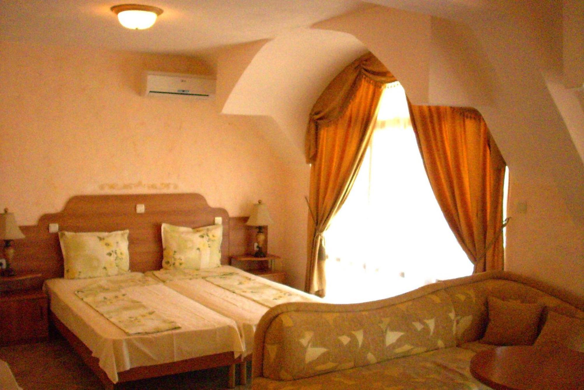 Family Hotel Tropicana Ravda Quarto foto