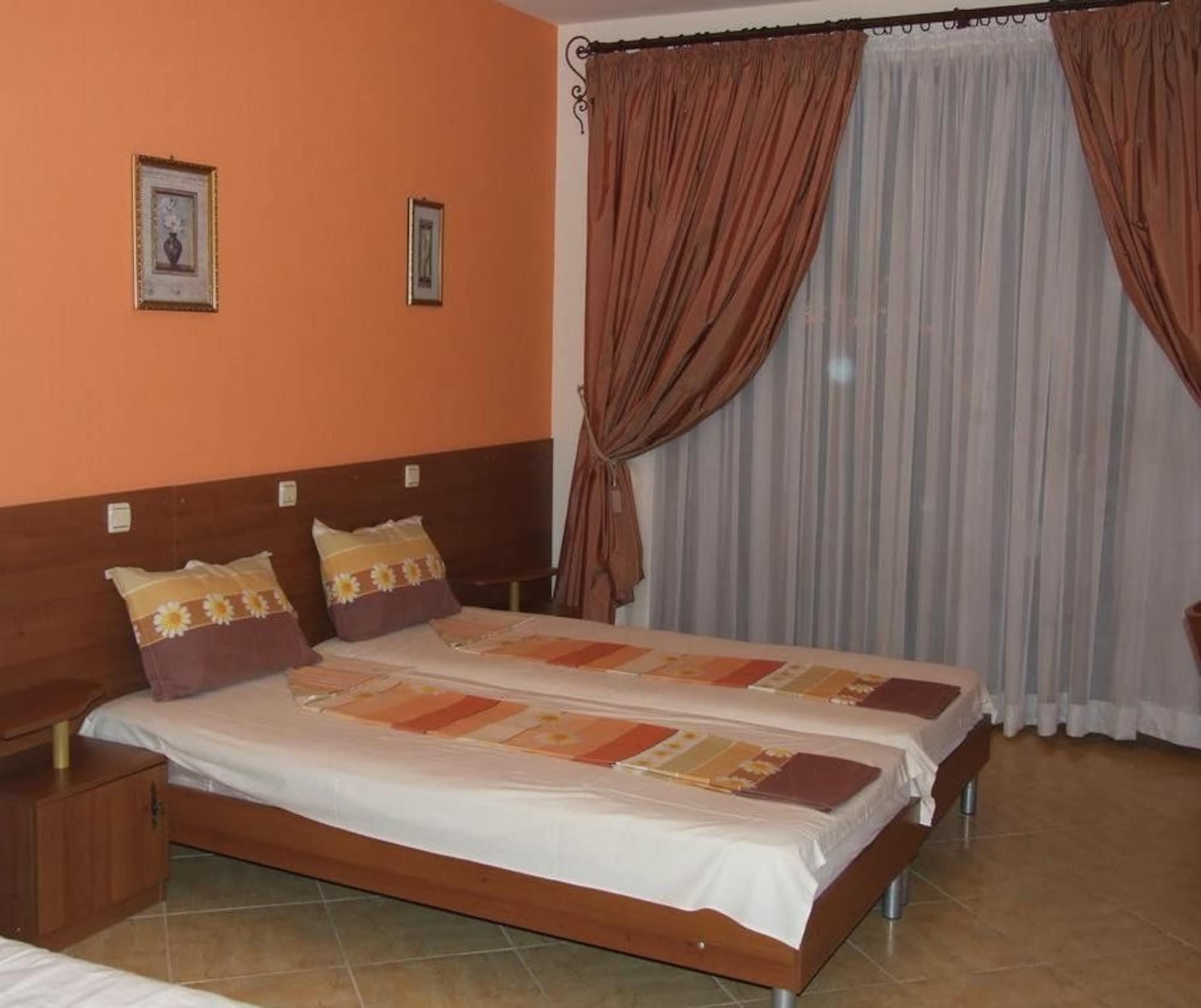 Family Hotel Tropicana Ravda Exterior foto