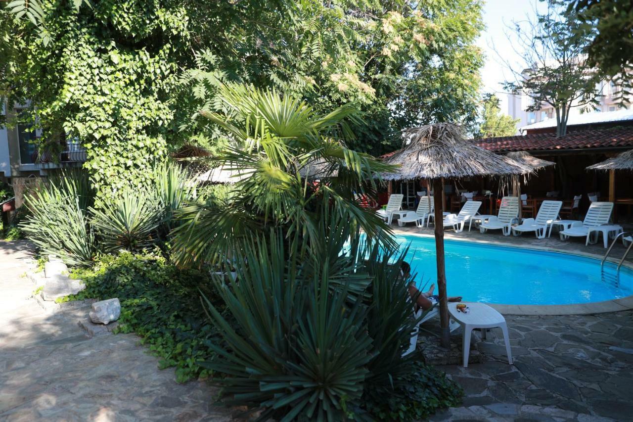 Family Hotel Tropicana Ravda Exterior foto